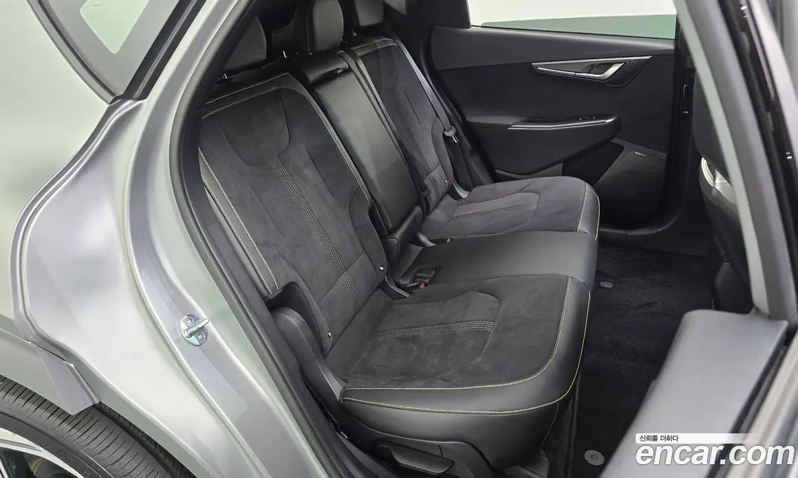 Kia EV6 2023 автомат (гидро), фото 11 Kia EV6 2023 автомат (гидро), фото 11