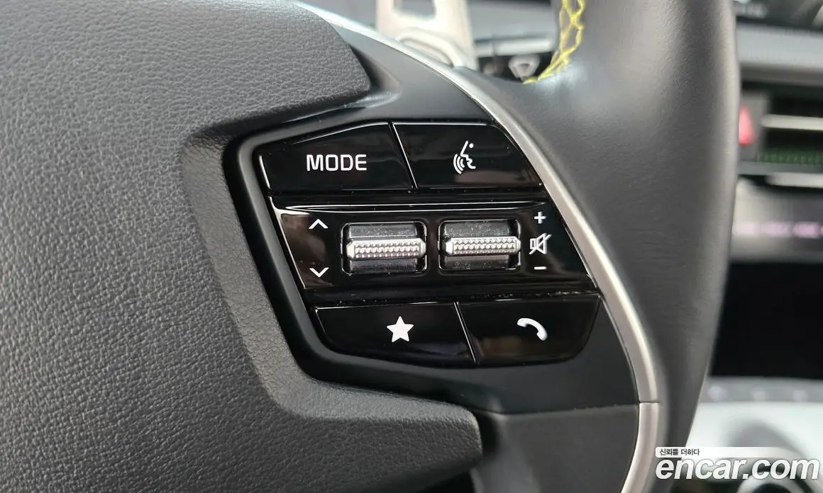 Kia EV6 2023 автомат (гидро), фото 17 Kia EV6 2023 автомат (гидро), фото 17