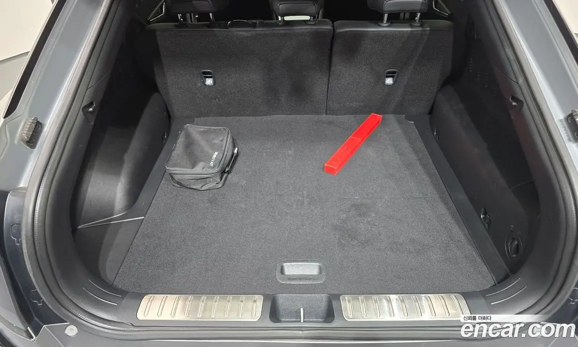 Kia EV6 2023 автомат (гидро), фото 20 Kia EV6 2023 автомат (гидро), фото 20