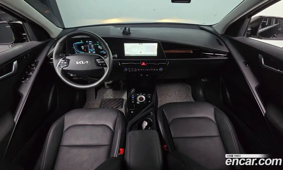 Kia Niro 2026 1.6 автомат (гидро), фото 7 Kia Niro 2026 1.6 автомат (гидро), фото 7