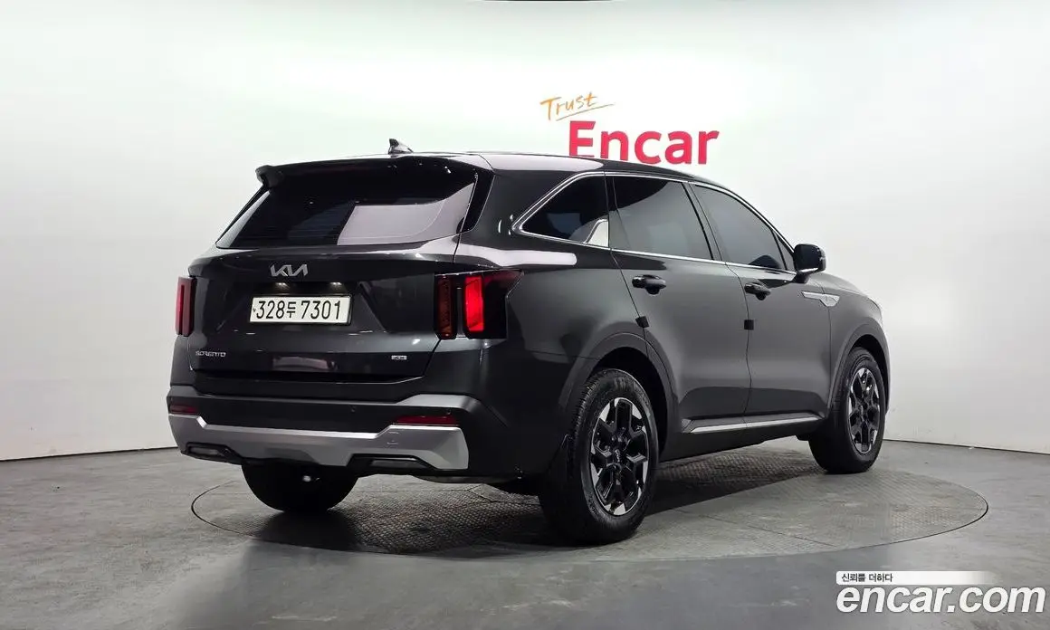 Kia Sorento 2023 2.2 автомат (гидро), фото 2 Kia Sorento 2023 2.2 автомат (гидро), фото 2