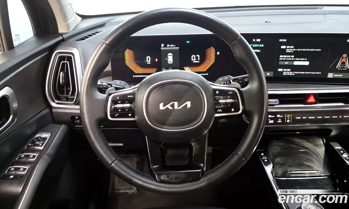 Kia Sorento 2023 2.2 автомат (гидро), фото 13 Kia Sorento 2023 2.2 автомат (гидро), фото 13