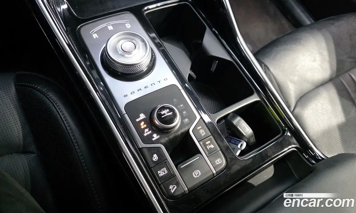 Kia Sorento 2023 2.2 автомат (гидро), фото 9 Kia Sorento 2023 2.2 автомат (гидро), фото 9