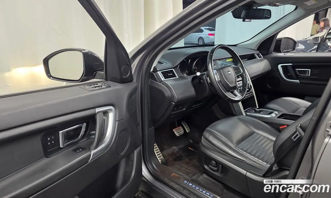 Land Rover Discovery Sport 2016 2.0 автомат (гидро), фото 10 Land Rover Discovery Sport 2016 2.0 автомат (гидро), фото 10