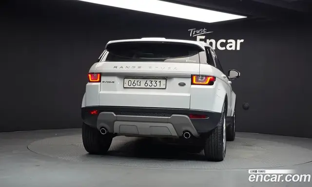 Land Rover Range Rover Evoque 2018 2.0 автомат (гидро), миниатюра 4 Land Rover Range Rover Evoque 2018 2.0 автомат (гидро), миниатюра 4