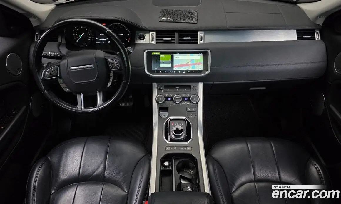 Land Rover Range Rover Evoque 2018 2.0 автомат (гидро), фото 7 Land Rover Range Rover Evoque 2018 2.0 автомат (гидро), фото 7