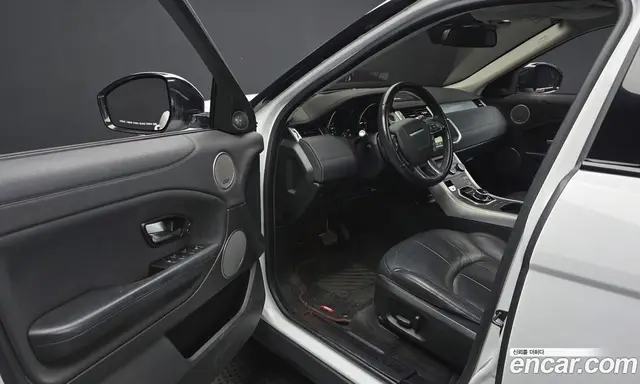 Land Rover Range Rover Evoque 2018 2.0 автомат (гидро), миниатюра 10 Land Rover Range Rover Evoque 2018 2.0 автомат (гидро), миниатюра 10