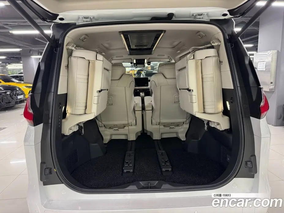 Lexus LM 2025 2.4 автомат (гидро), фото 14 Lexus LM 2025 2.4 автомат (гидро), фото 14