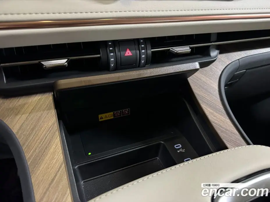 Lexus LM 2025 2.4 автомат (гидро), фото 9 Lexus LM 2025 2.4 автомат (гидро), фото 9