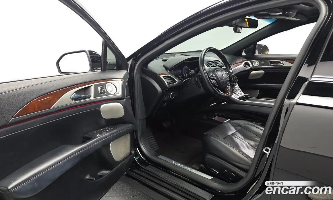 Lincoln MKZ 2016 2.0 автомат (гидро), фото 10 Lincoln MKZ 2016 2.0 автомат (гидро), фото 10