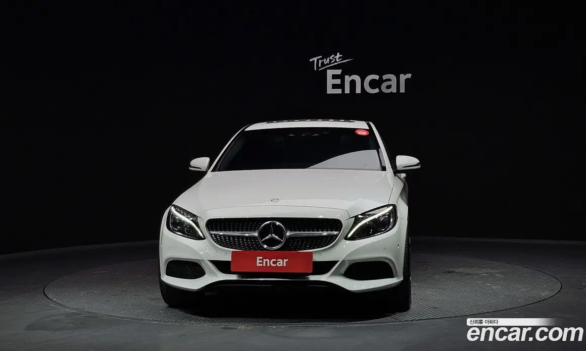 Mercedes-Benz C-Class 2016 2.0 автомат (гидро), фото 3 Mercedes-Benz C-Class 2016 2.0 автомат (гидро), фото 3