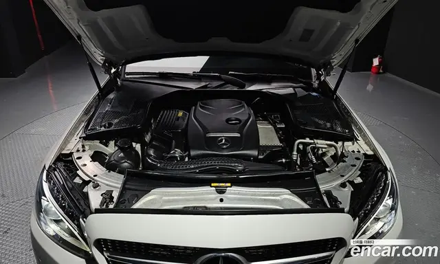 Mercedes-Benz C-Class 2016 2.0 автомат (гидро), миниатюра 6 Mercedes-Benz C-Class 2016 2.0 автомат (гидро), миниатюра 6