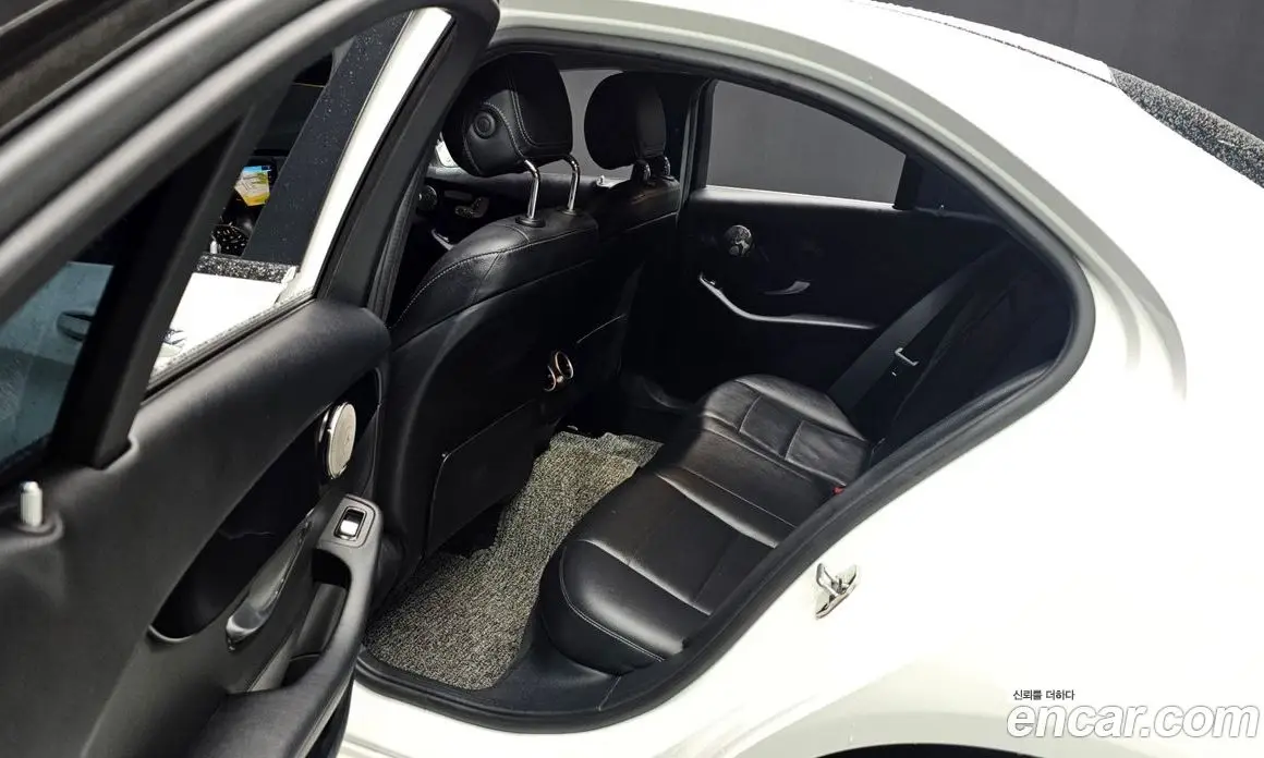 Mercedes-Benz C-Class 2019 2.0 автомат (гидро), фото 11 Mercedes-Benz C-Class 2019 2.0 автомат (гидро), фото 11