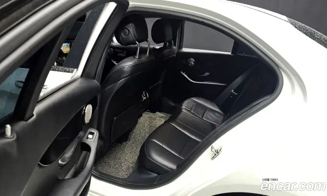 Mercedes-Benz C-Class 2019 2.0 автомат (гидро), миниатюра 11 Mercedes-Benz C-Class 2019 2.0 автомат (гидро), миниатюра 11