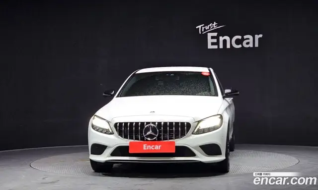 Mercedes-Benz C-Class 2019 2.0 автомат (гидро), миниатюра 3 Mercedes-Benz C-Class 2019 2.0 автомат (гидро), миниатюра 3