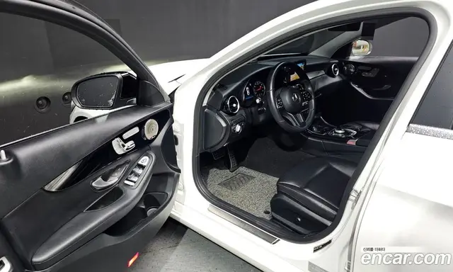 Mercedes-Benz C-Class 2019 2.0 автомат (гидро), миниатюра 10 Mercedes-Benz C-Class 2019 2.0 автомат (гидро), миниатюра 10
