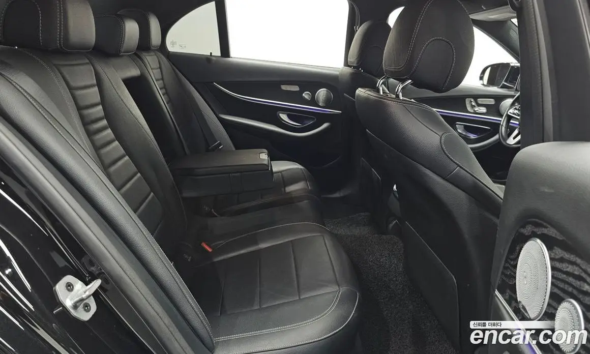 Mercedes-Benz E-Class 2018 2.0 автомат (гидро), фото 12 Mercedes-Benz E-Class 2018 2.0 автомат (гидро), фото 12