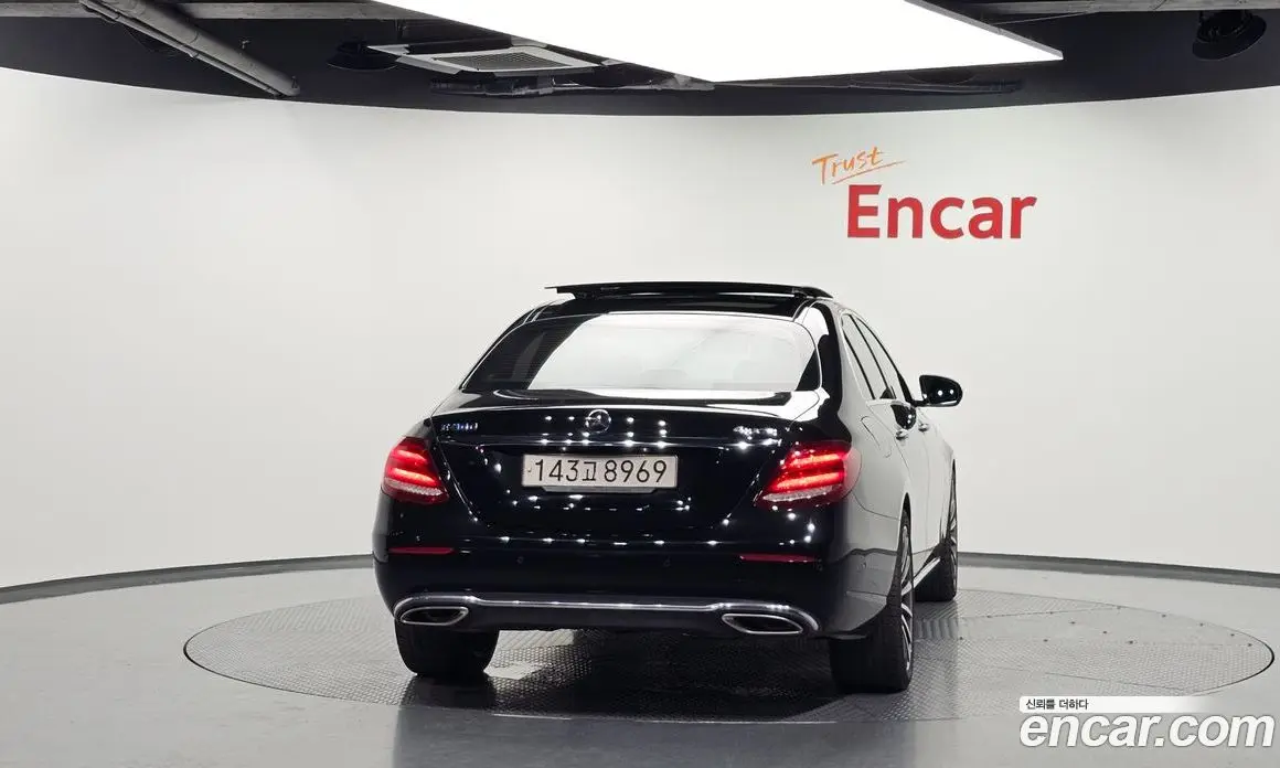 Mercedes-Benz E-Class 2018 2.0 автомат (гидро), фото 4 Mercedes-Benz E-Class 2018 2.0 автомат (гидро), фото 4