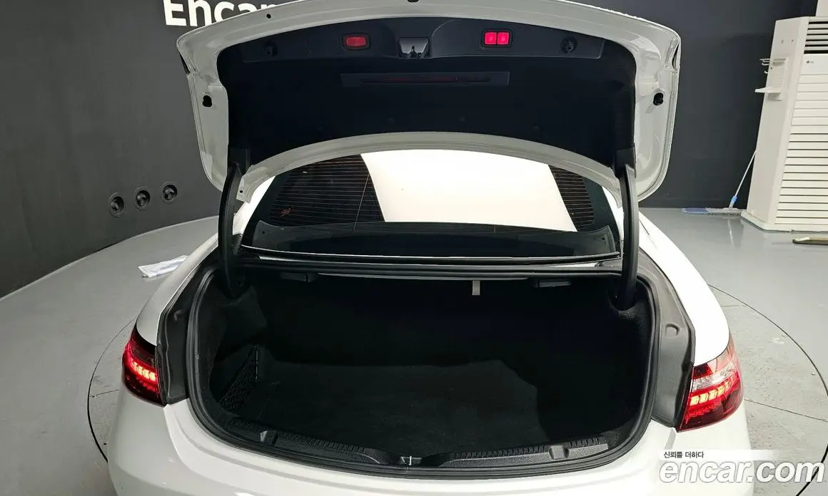 Mercedes-Benz E-Class 2022 2.0 автомат (гидро), фото 20