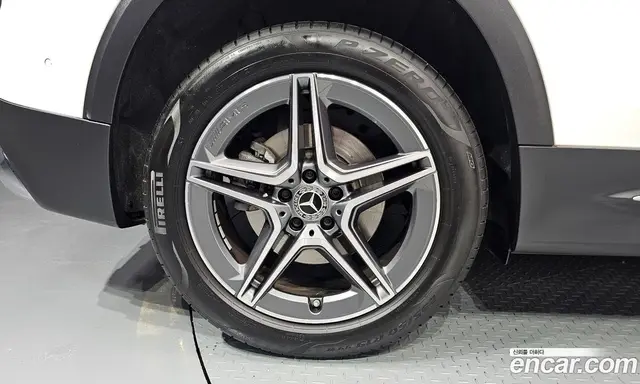 Mercedes-Benz GLB-Class 2022 2.0 автомат (гидро), миниатюра 5 Mercedes-Benz GLB-Class 2022 2.0 автомат (гидро), миниатюра 5