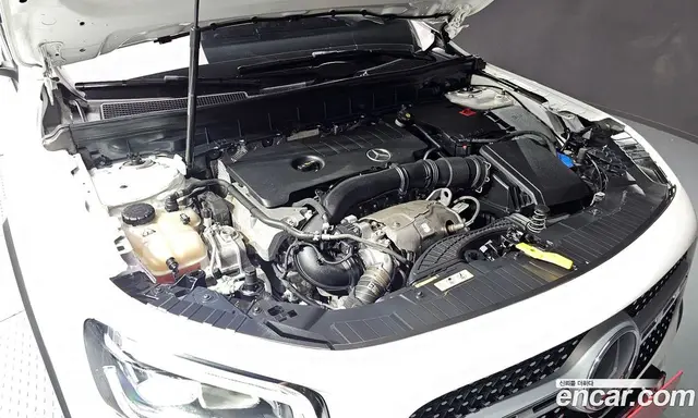 Mercedes-Benz GLB-Class 2022 2.0 автомат (гидро), миниатюра 6 Mercedes-Benz GLB-Class 2022 2.0 автомат (гидро), миниатюра 6