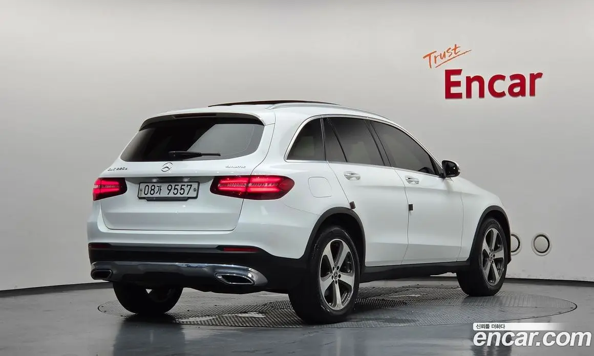 Mercedes-Benz GLC-Class 2017 2.1 автомат (гидро), фото 2 Mercedes-Benz GLC-Class 2017 2.1 автомат (гидро), фото 2