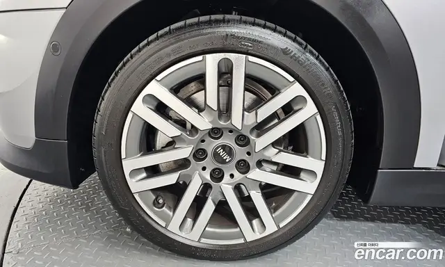 Mini Cooper 2025 2.0 автомат (гидро), миниатюра 5