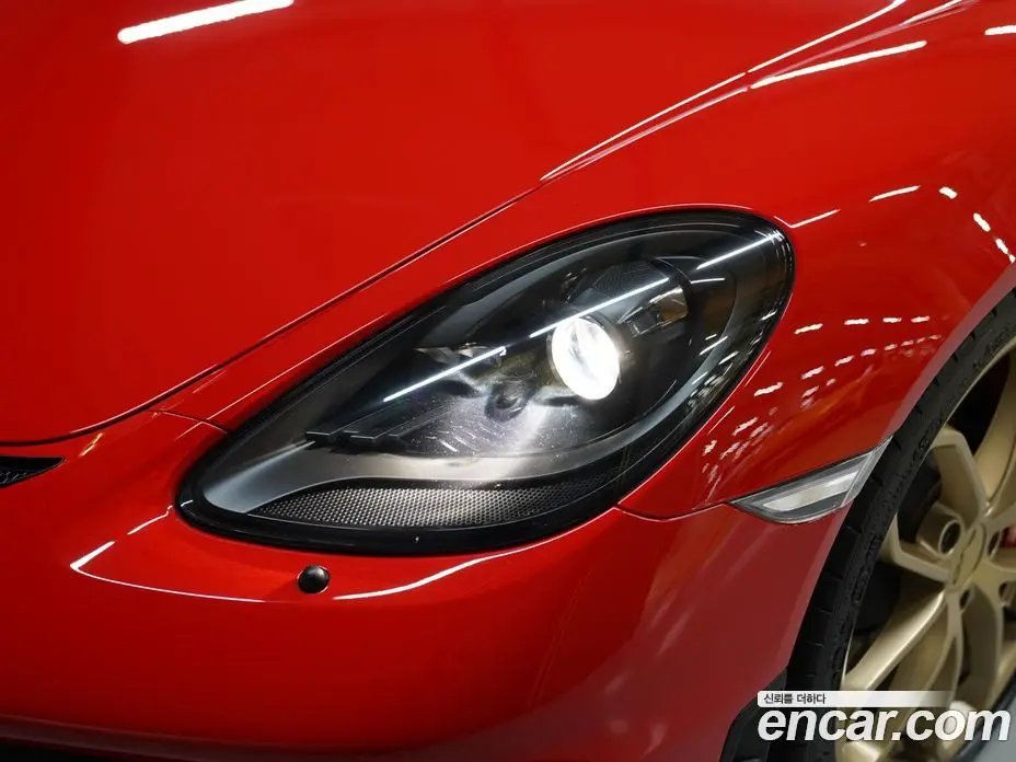 Porsche 718 2023 4.0 автомат (гидро), фото 6