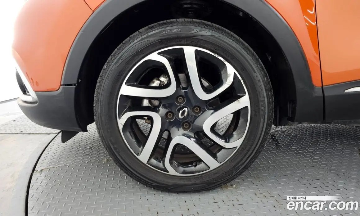 Renault (Samsung) QM3 2014 1.5 автомат (гидро), фото 5 Renault (Samsung) QM3 2014 1.5 автомат (гидро), фото 5