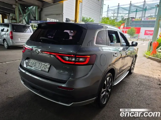 Renault (Samsung) QM6 2018 2.0 автомат (гидро), миниатюра 4 Renault (Samsung) QM6 2018 2.0 автомат (гидро), миниатюра 4