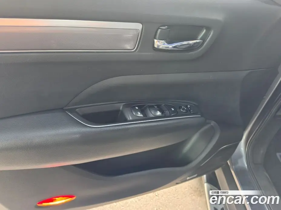 Renault (Samsung) QM6 2018 2.0 автомат (гидро), фото 10 Renault (Samsung) QM6 2018 2.0 автомат (гидро), фото 10