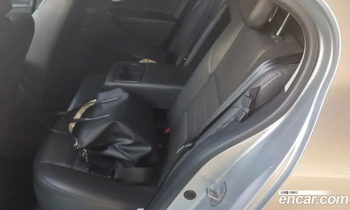 Renault (Samsung) SM3 2017 1.6 автомат (гидро), фото 12 Renault (Samsung) SM3 2017 1.6 автомат (гидро), фото 12