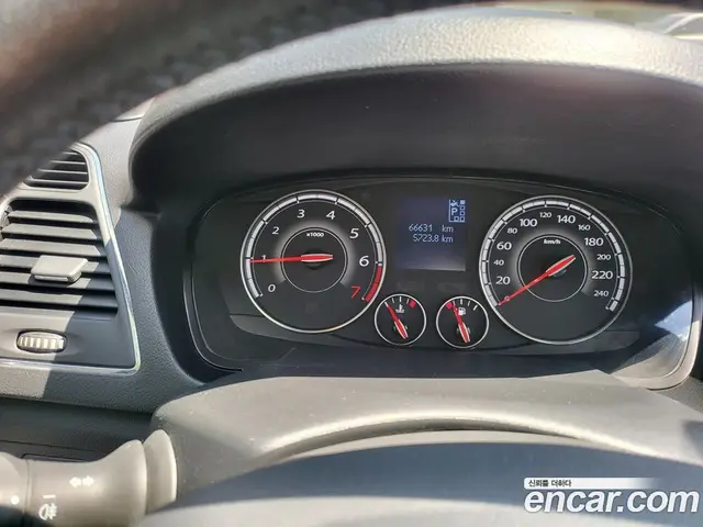 Renault (Samsung) SM5 2015 1.6 автомат (гидро), миниатюра 10 Renault (Samsung) SM5 2015 1.6 автомат (гидро), миниатюра 10