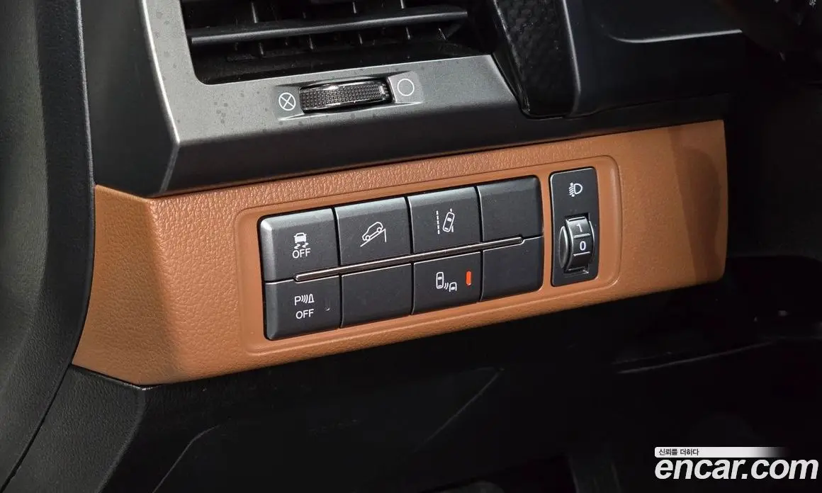 SsangYong Rexton 2020 2.2 автомат (гидро), фото 14