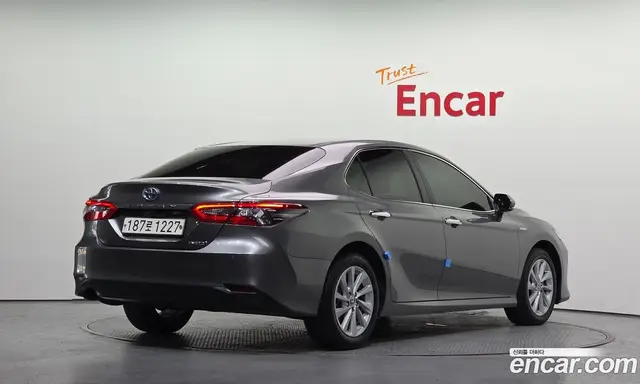 Toyota Camry 2023 2.5 автомат (гидро), миниатюра 2