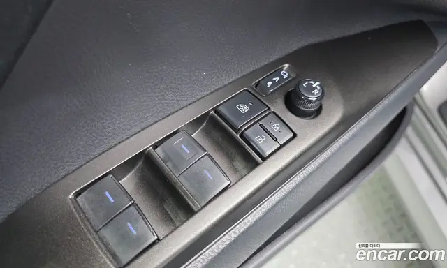 Toyota Camry 2023 2.5 автомат (гидро), миниатюра 12