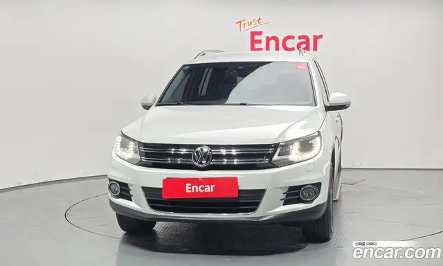 Volkswagen Tiguan 2015 2.0 автомат (гидро), миниатюра 3
