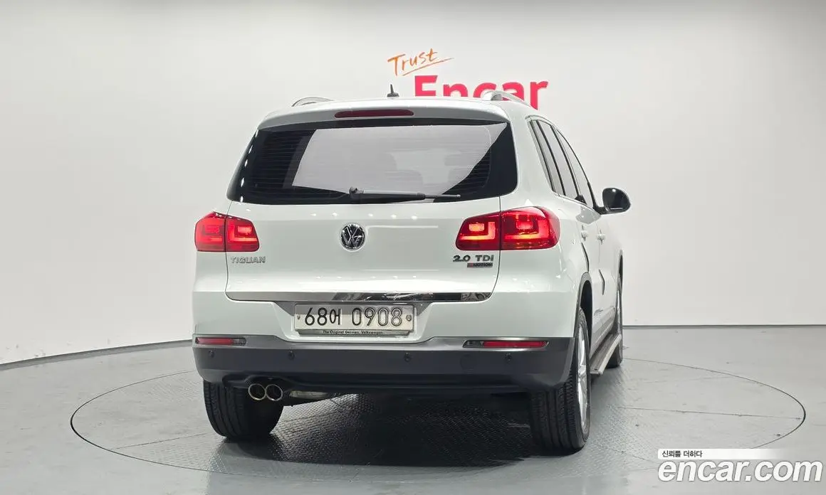 Volkswagen Tiguan 2015 2.0 автомат (гидро), фото 4