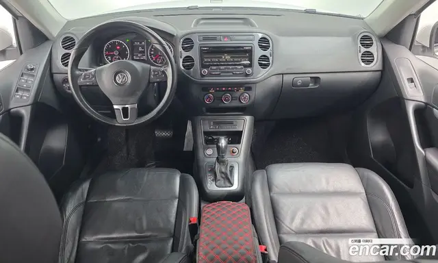 Volkswagen Tiguan 2015 2.0 автомат (гидро), миниатюра 7