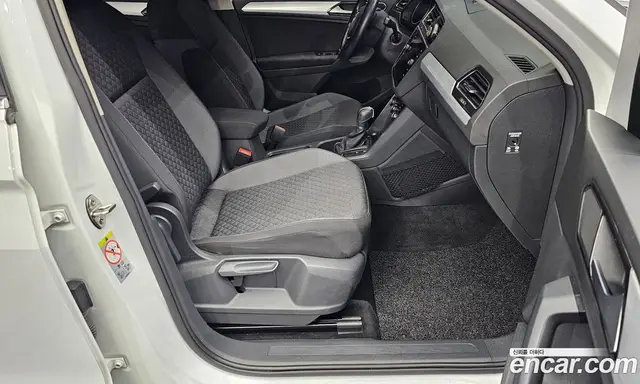Volkswagen Tiguan 2018 2.0 автомат (гидро), миниатюра 11 Volkswagen Tiguan 2018 2.0 автомат (гидро), миниатюра 11