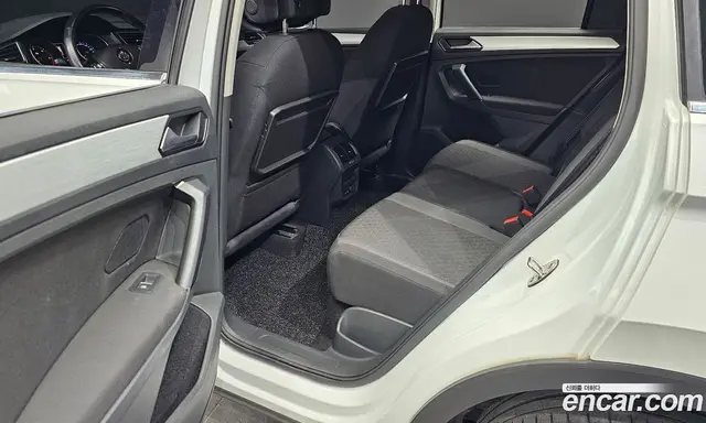 Volkswagen Tiguan 2018 2.0 автомат (гидро), миниатюра 12