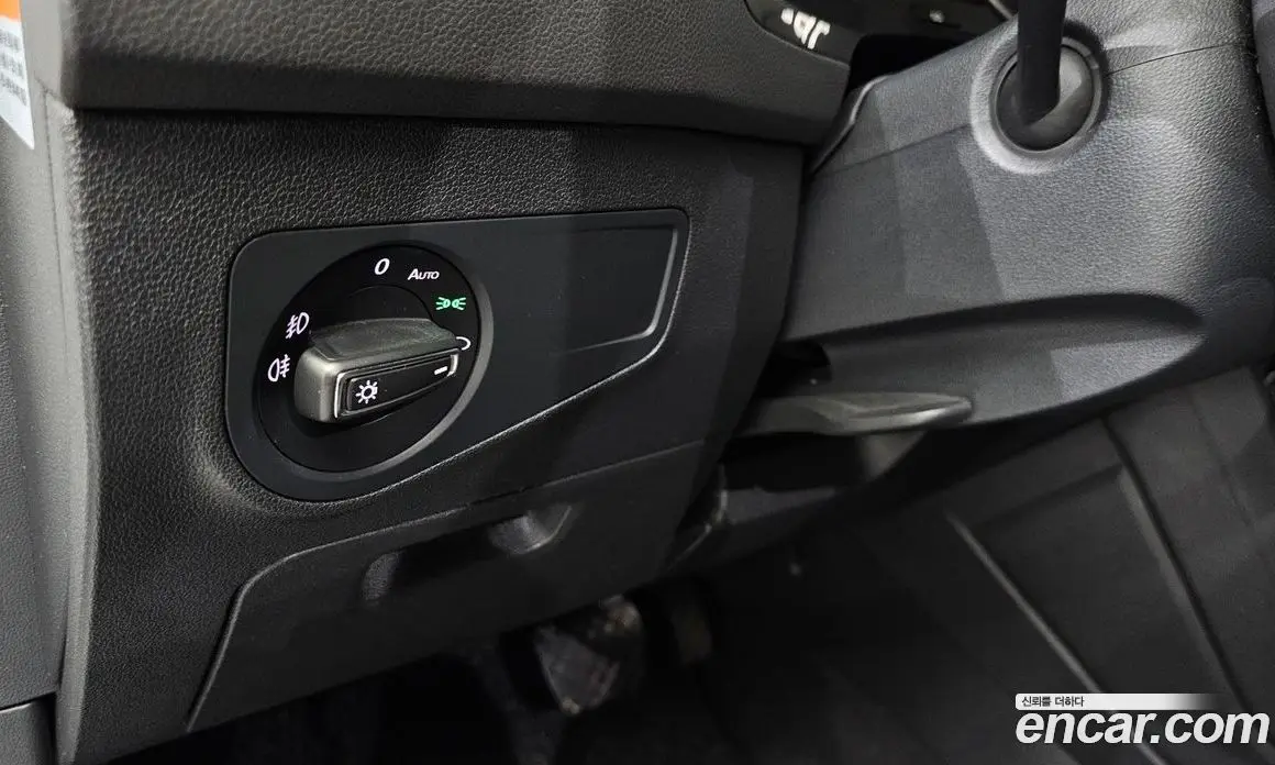 Volkswagen Tiguan 2018 2.0 автомат (гидро), фото 17 Volkswagen Tiguan 2018 2.0 автомат (гидро), фото 17