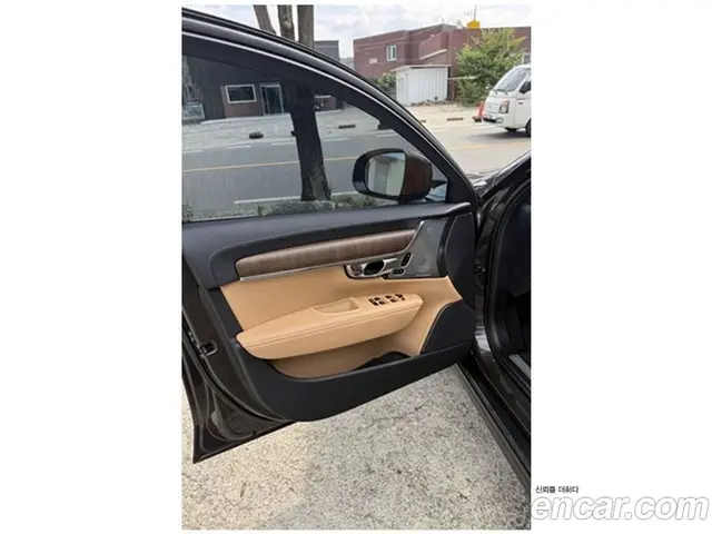Volvo V90 2025 2.0 автомат (гидро), миниатюра 8