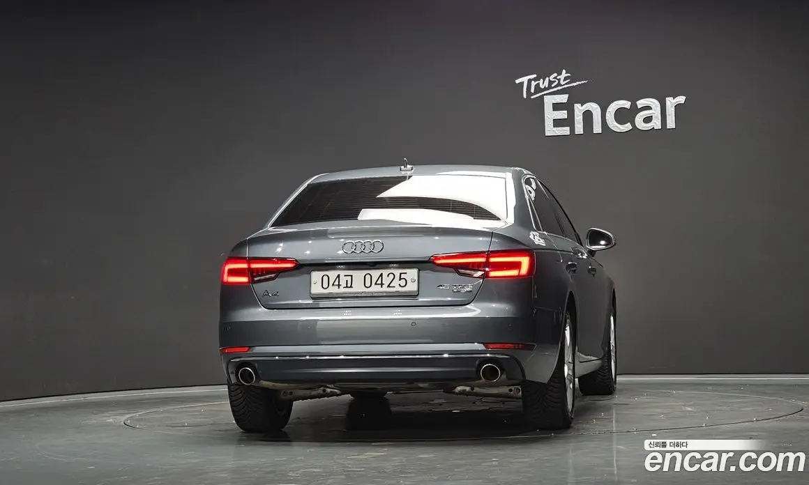 Audi A4 2016 2.0 автомат (гидро), фото 4 Audi A4 2016 2.0 автомат (гидро), фото 4