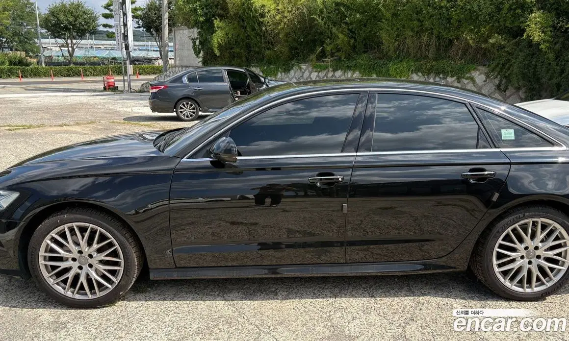 Audi A6 2018 2.0 автомат (гидро), фото 13