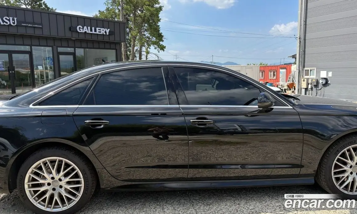 Audi A6 2018 2.0 автомат (гидро), фото 17