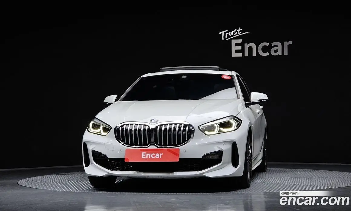 BMW 1 серия 2023 2.0 автомат (гидро), фото 3