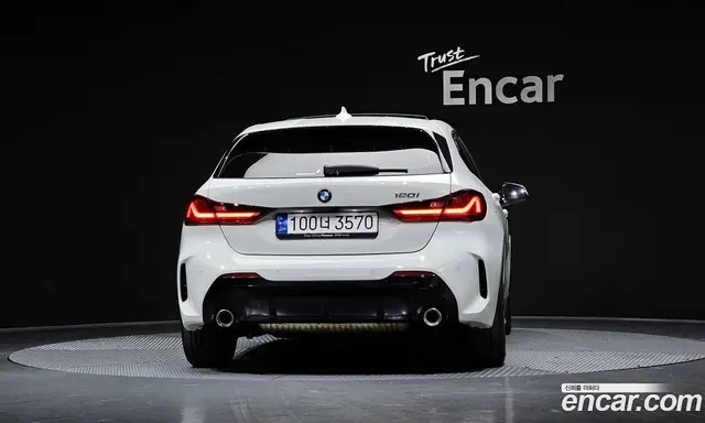 BMW 1 серия 2023 2.0 автомат (гидро), миниатюра 4