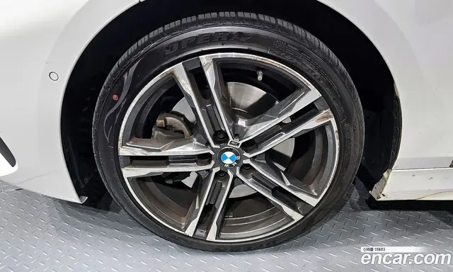 BMW 1 серия 2023 2.0 автомат (гидро), миниатюра 5