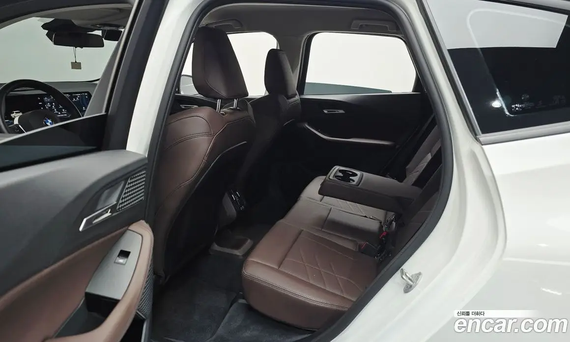 BMW 2 серия 2025 2.0 автомат (гидро), фото 18 BMW 2 серия 2025 2.0 автомат (гидро), фото 18